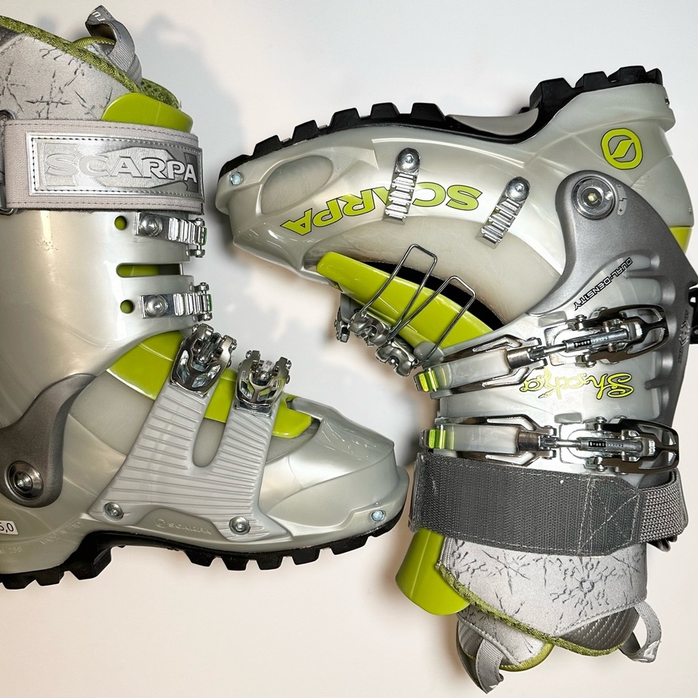 Scarpa Shaka Mondo Size 25 Women’s Ski Boots Skiing Dual Density Women Size 8